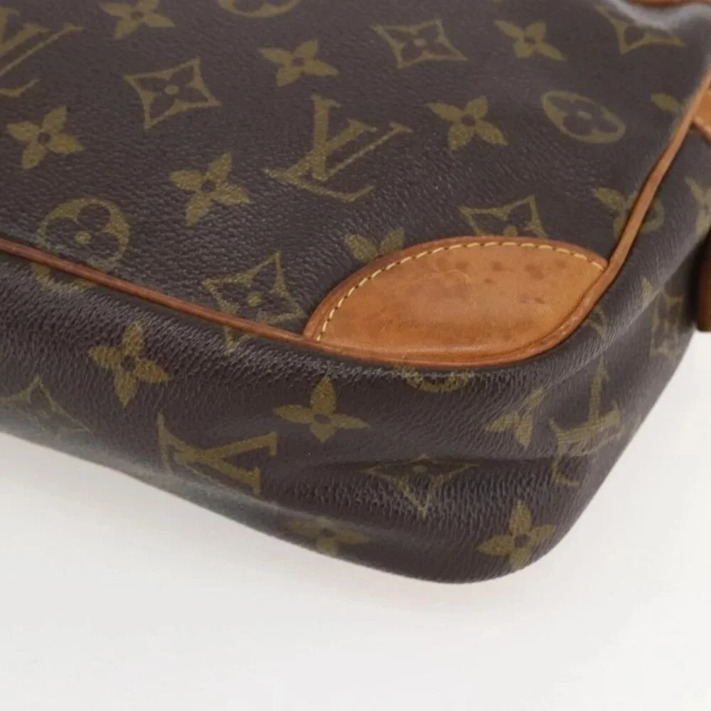 LOUIS VUITTON Monogram Compiegne 28 Clutch Bag - Picture 8 of 16
